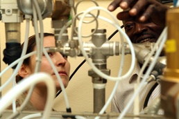 U.S., Chadian biomed technicians rely on expertise of one another during MEDREX 19-1
