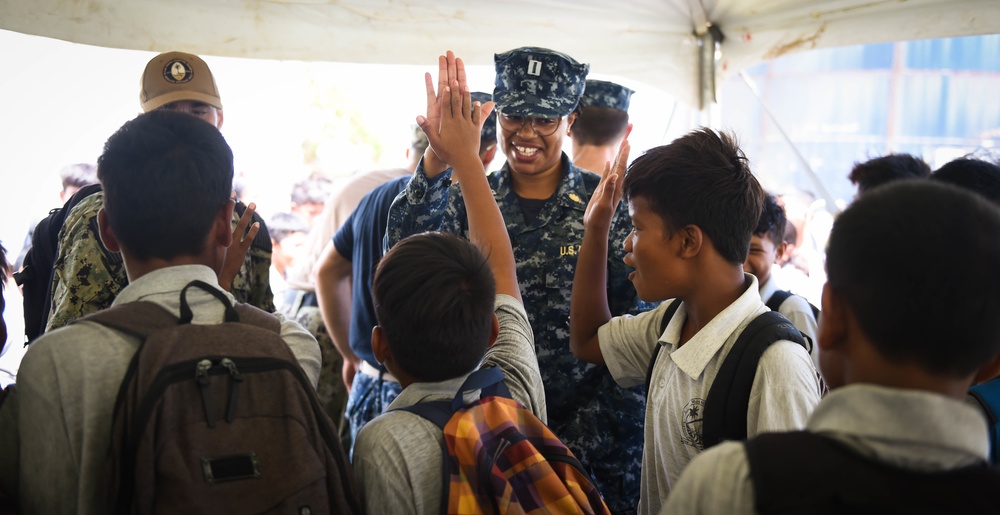 Pacific Partnership 2019 Visits Marshall Islands Middle and High Schools