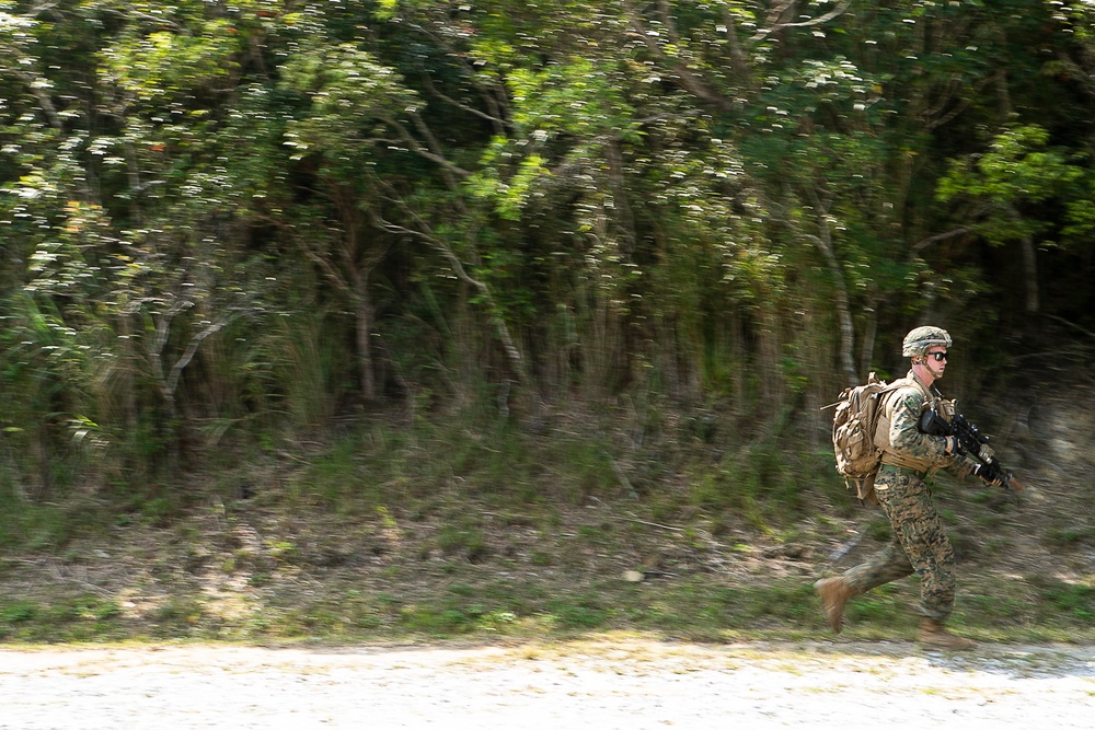 'China Marines' attack, refine platoon tactics during 31st MEU EABO exercise