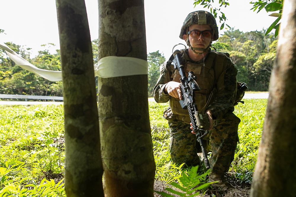 'China Marines' attack, refine platoon tactics during 31st MEU EABO exercise