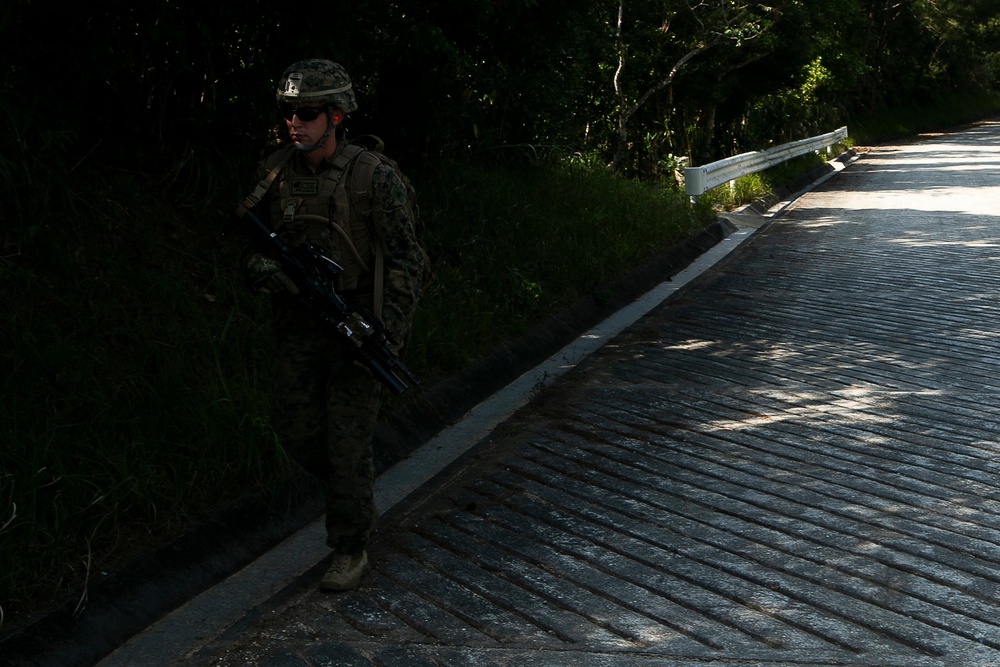 'China Marines' attack, refine platoon tactics during 31st MEU EABO exercise