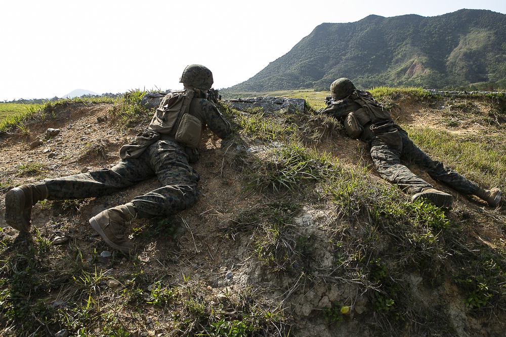 'China Marines' attack, refine platoon tactics during 31st MEU EABO exercise