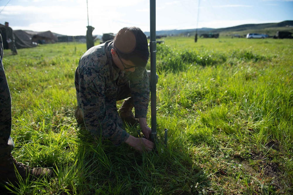 Combat Logistics Regiment 1 sets up antennas during Exercise Pacific Blitz 2019