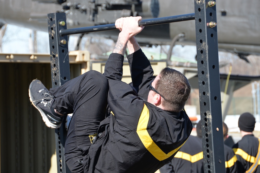 NY Army National Guard Aviators take Army Combat Fitness Test