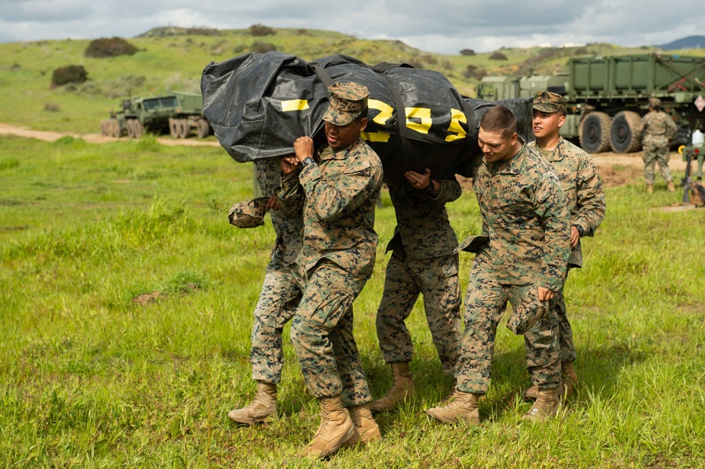 Marines from CLR 1 set up tents during Pacific Blitz 2019