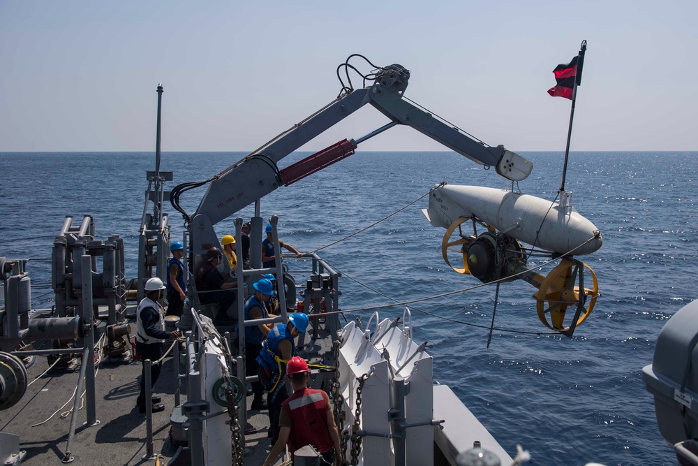 USS Pioneer Minesweeping operations