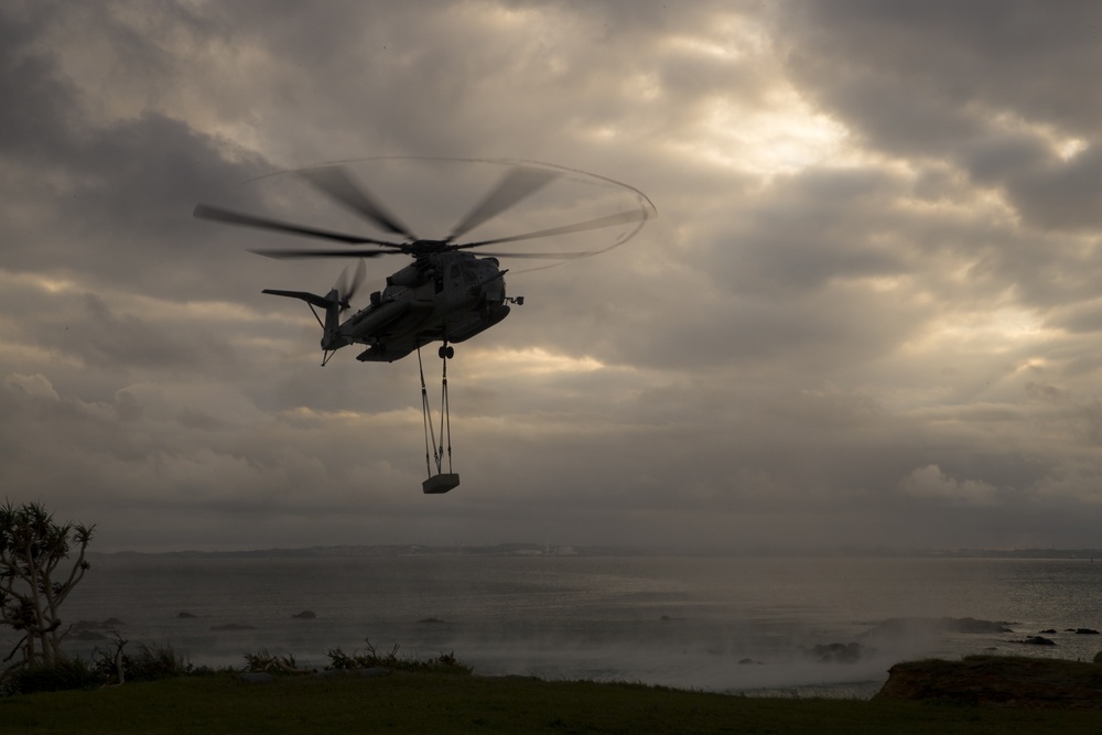 HMH-465 External Lift Exercise