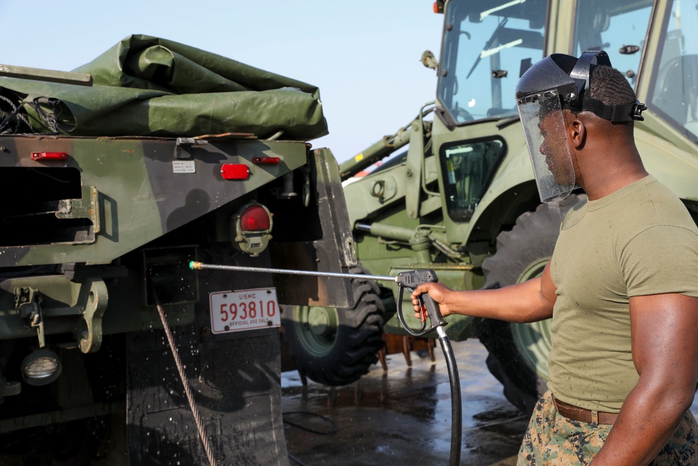 Under Pressure | Marines clean equipment for MRF-D