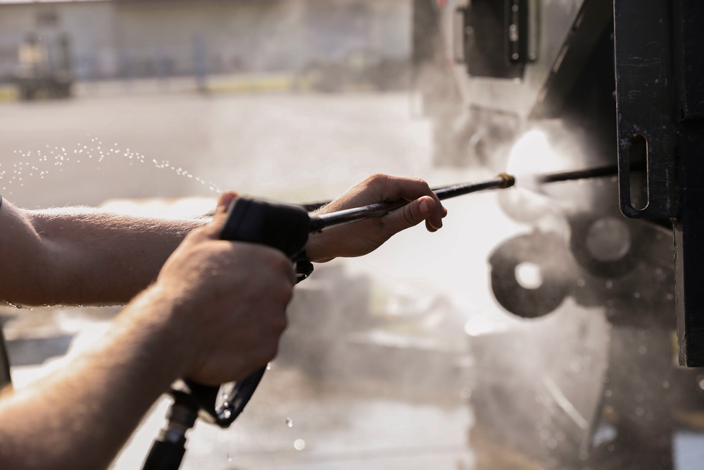 Under Pressure | Marines clean equipment for MRF-D