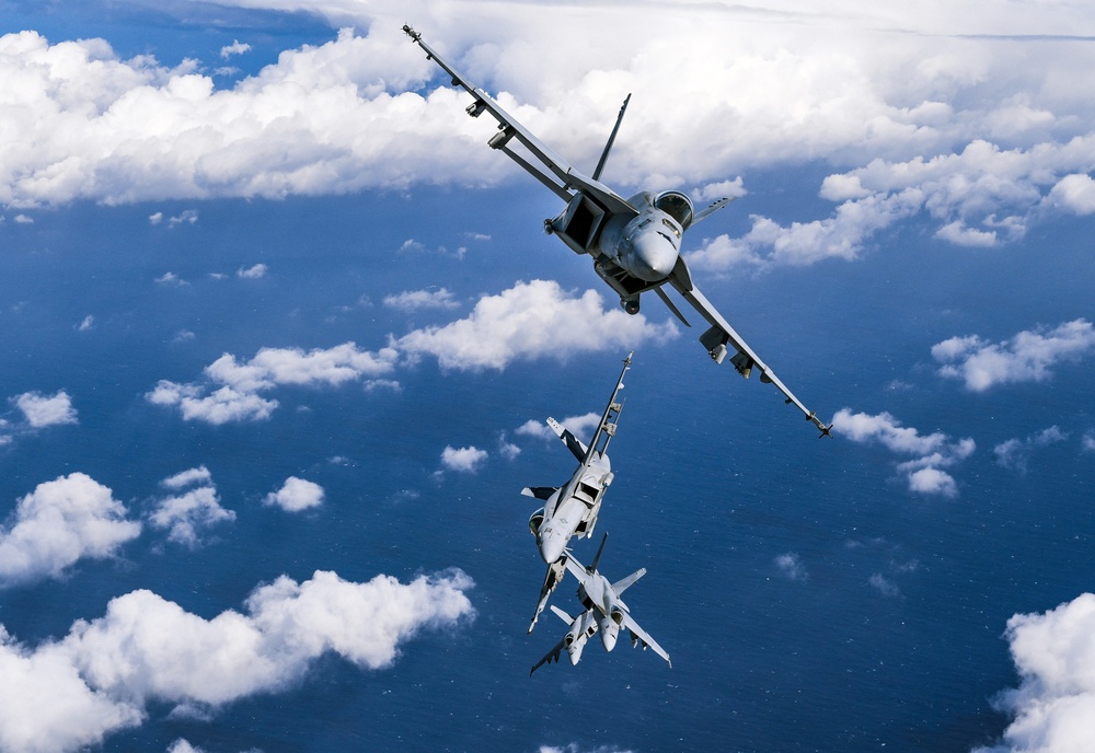 VFA 136 Knighthawks Fly In Formation