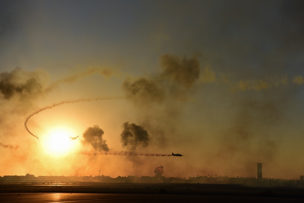 A-10 Demo Team performs at Yuma Air Show