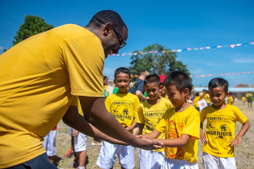 Pacific Partnership 2019 Personnel Interact with San Fernando Central School Students at Host Nation Engagement