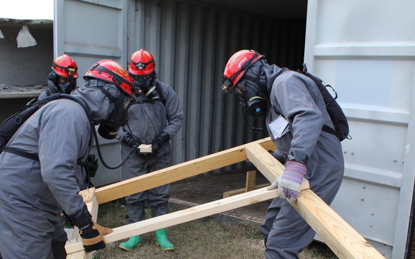 Soldiers Conduct Training for DCRF Mission
