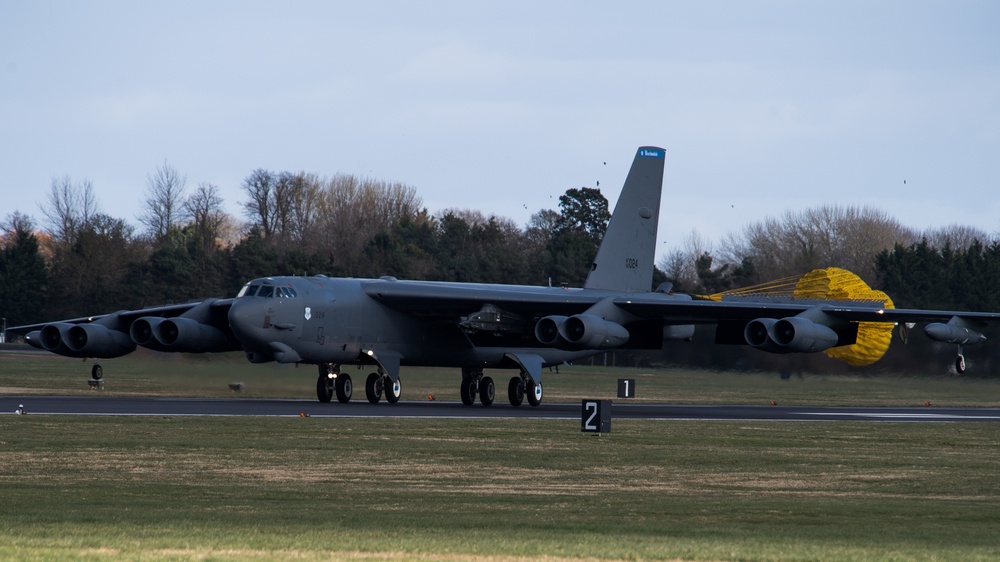 B-52s arrive for BTF