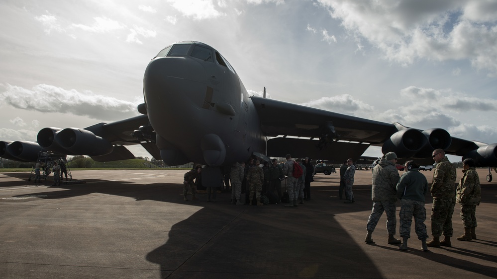 DVIDS - Images - B-52s Arrive For BTF [Image 11 Of 19]