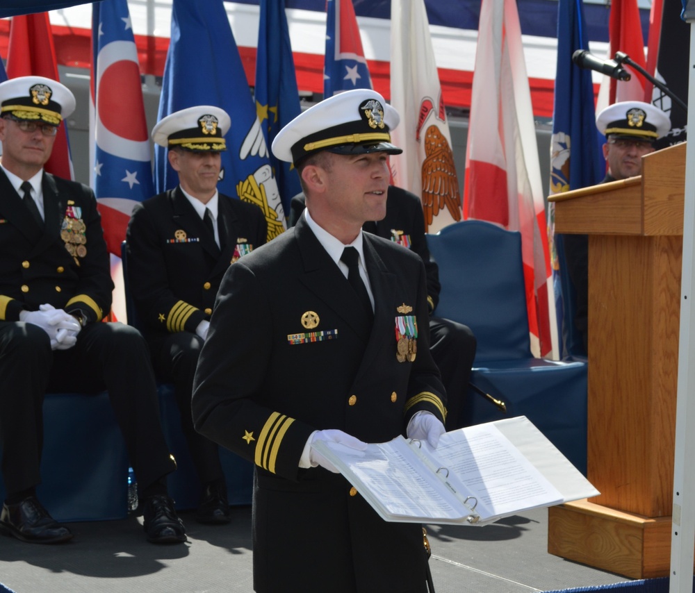 USS Scout Conducts Change of Command