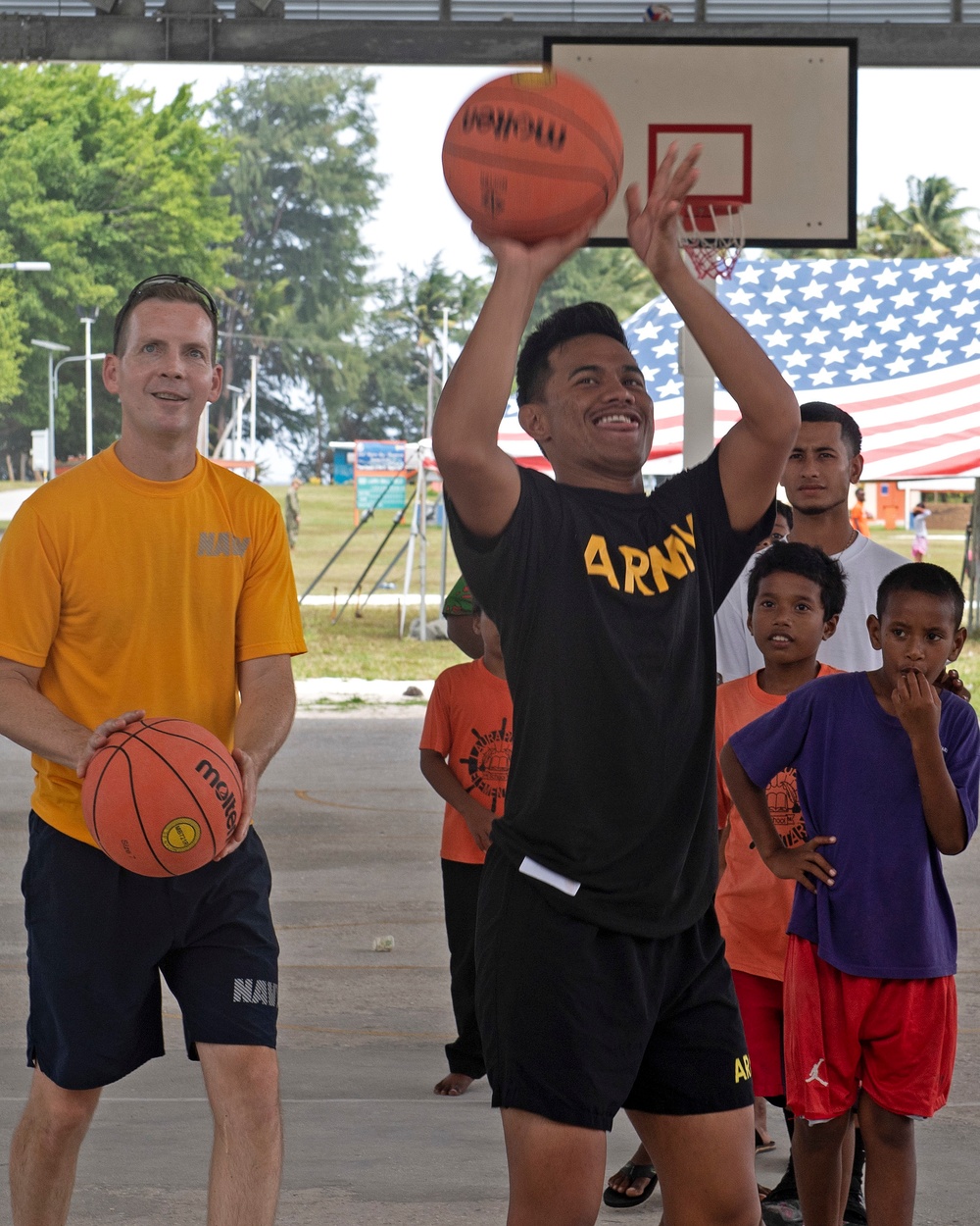 Pacific Partnership 2019 Holds Sports Fair at Laura Elementary