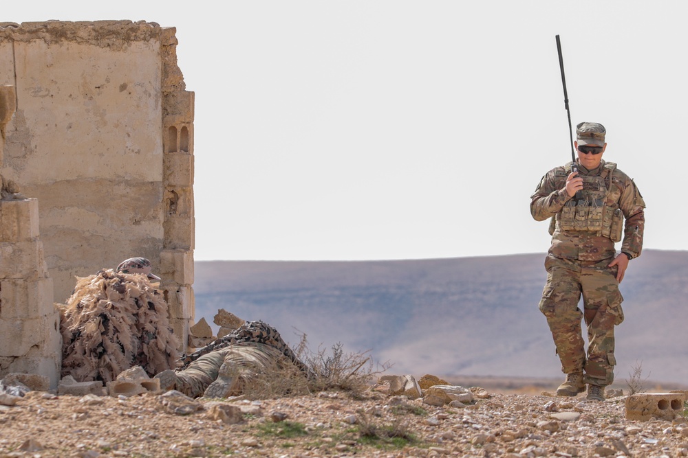 Jordan Armed Forces and U.S. Army Train Snipers and Spotters