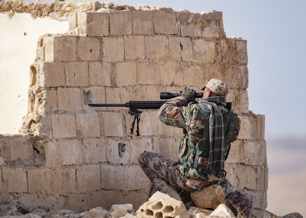 Jordan Armed Forces and U.S. Army Train Snipers and Spotters
