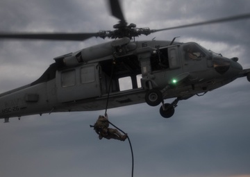 Chung-Hoon, HSC-26 and Coast Guard conduct training