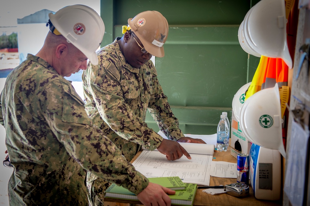 Rear Adm. John Korka visits NMCB 133