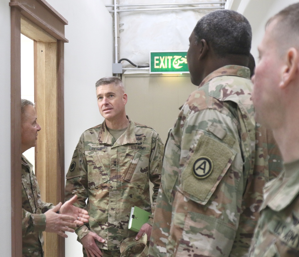 Maj. Gen. Dreyer Visits 398th FMSC