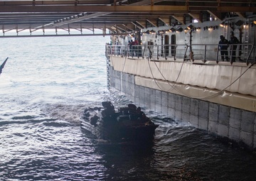 USS Harpers Conducts Well Deck Operations