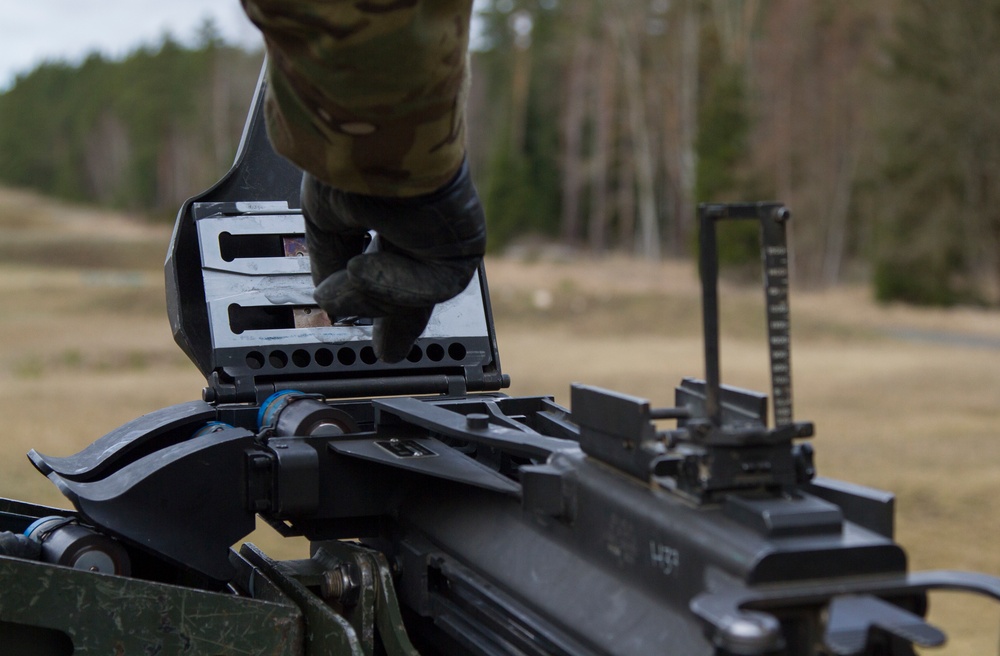 Scouts qualify with heavy weapons