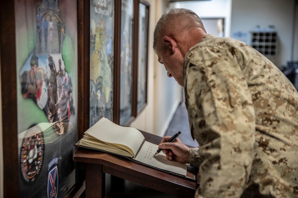 SPMAGTF-CR-CC: I MEF Commanding General Visits CENTCOM