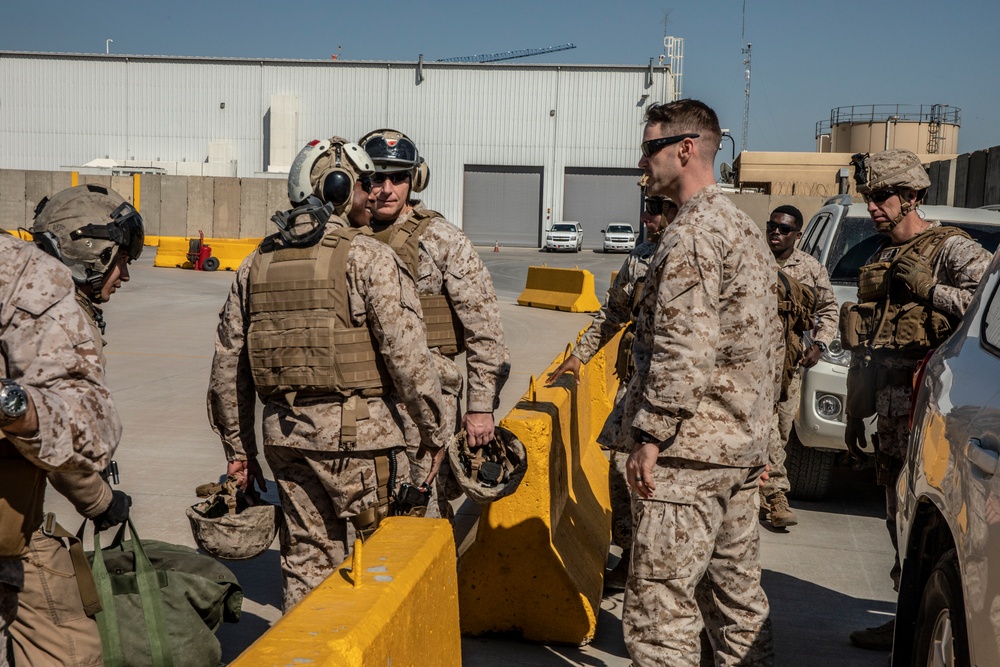 SPMAGTF-CR-CC: I MEF Commanding General Visits CENTCOM