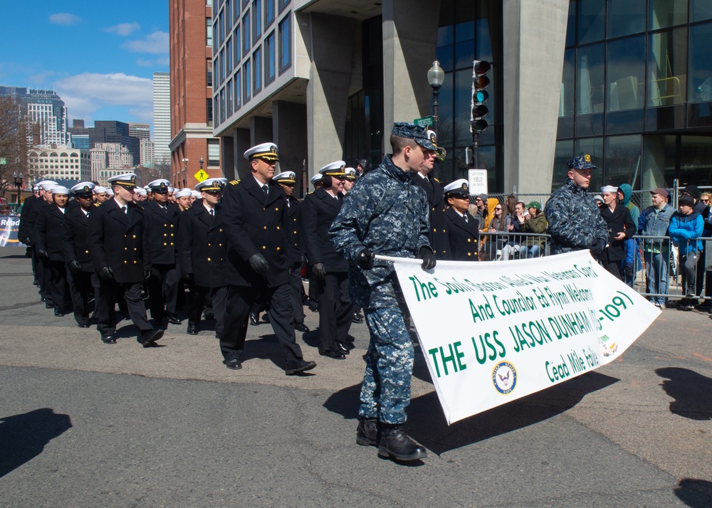 USS Jason Dunham (DDG 109) Visits Boston