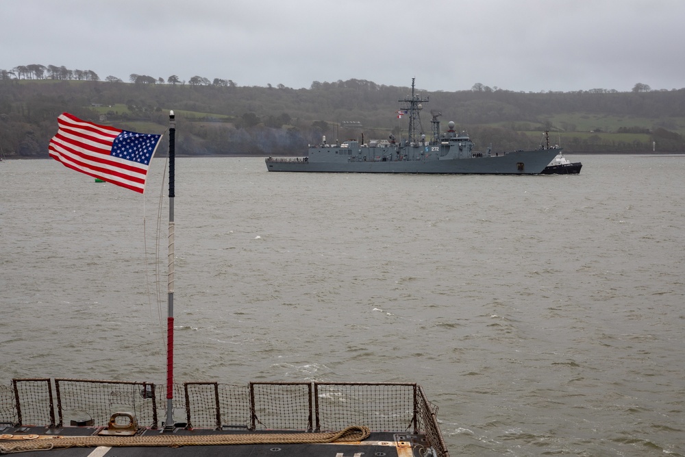 190318-N-EJ384-008