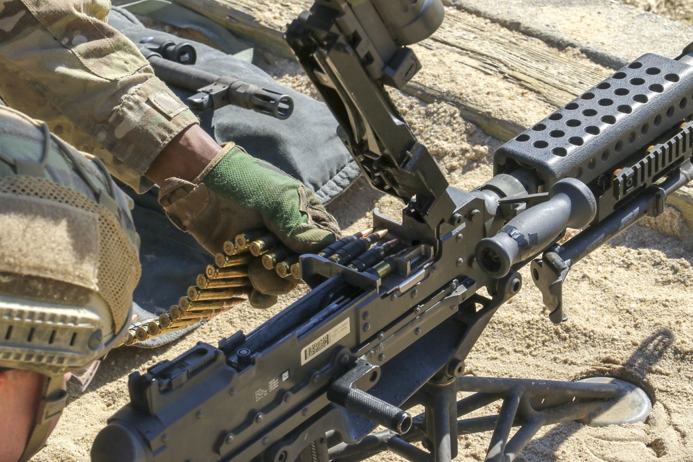 Loading the M240