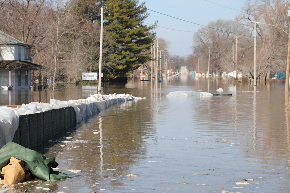 Flooding in Hamburg, Iowa