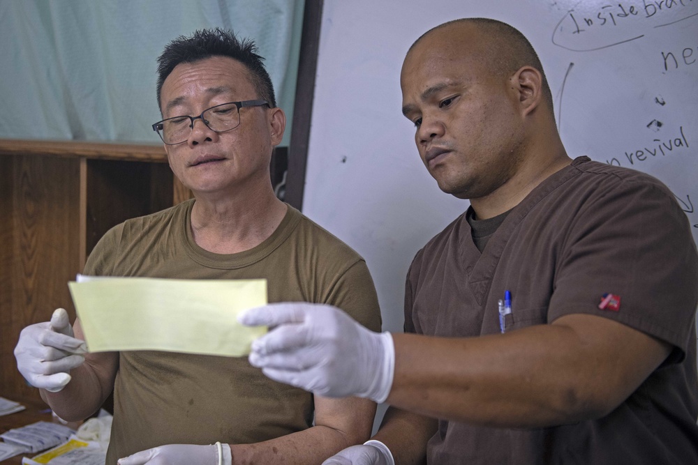 U.S. Navy medical team works side-by-side with Marshallese medical staff at Majuro Hospital