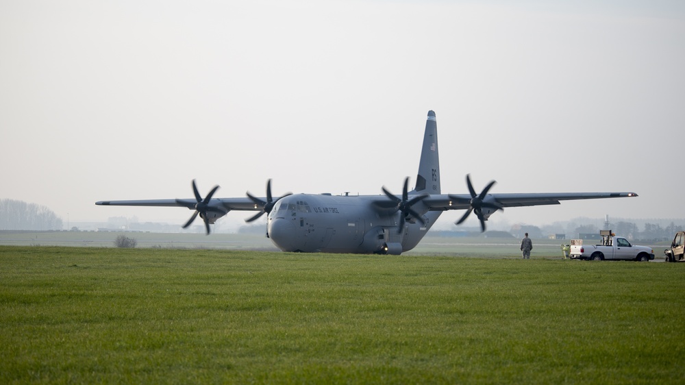 435th Contingency Response Group' heavy drop on SHAPE Airfield Chièvres Air Base