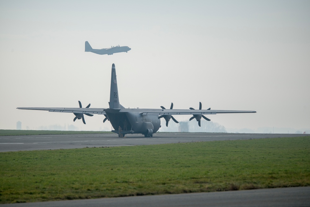 435th Contingency Response Group' heavy drop on SHAPE Airfield Chièvres Air Base