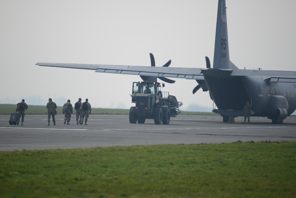 435th Contingency Response Group' heavy drop on SHAPE Airfield Chièvres Air Base
