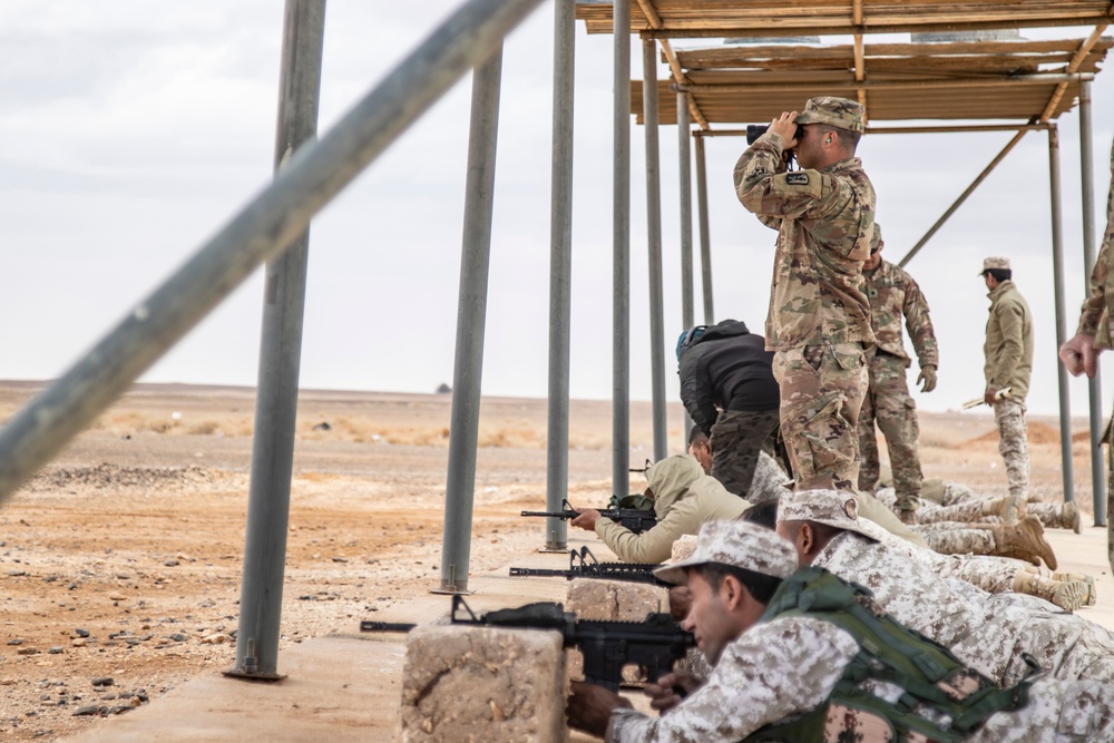 U.S. Army and Jordan Armed Forces Conduct Weapon Familiarization