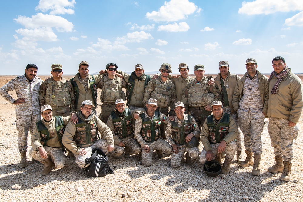 U.S. Army and Jordan Armed Forces Conduct Weapon Familiarization
