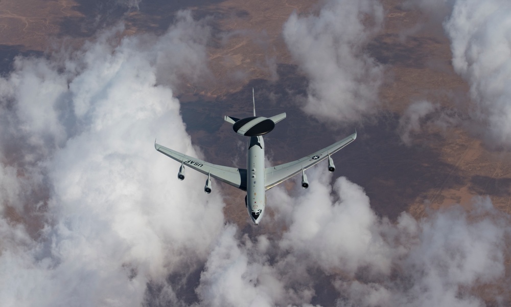 USAF F-16's and E-3 Sentry support OIR mission