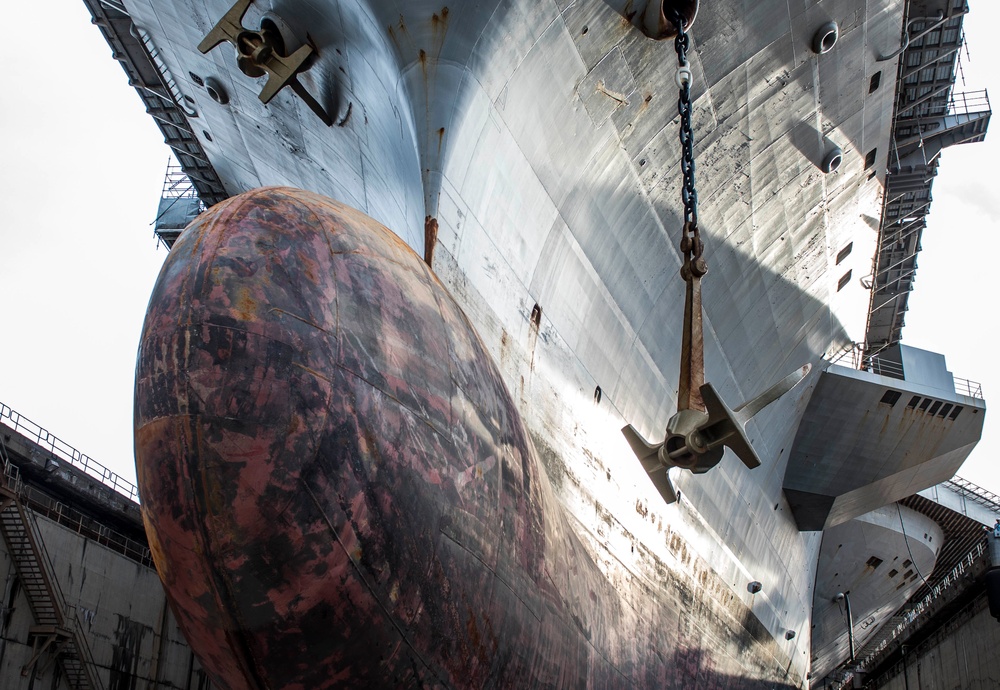 GHWB Lowers Anchor Into Dry Dock