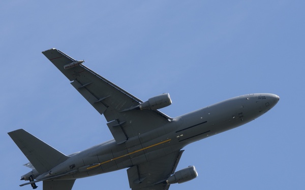 KC-10 Extender