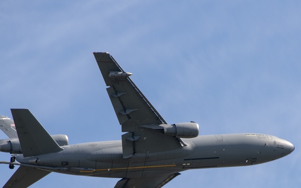 KC-10 Extender