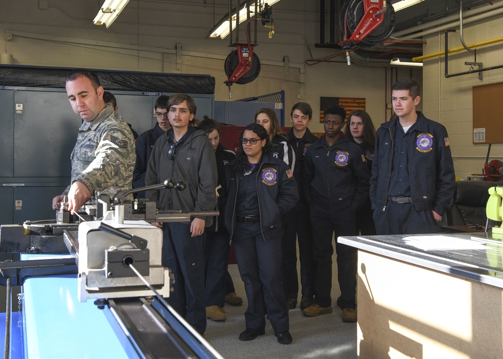 Aviation students visit the 104th Maintenance Group