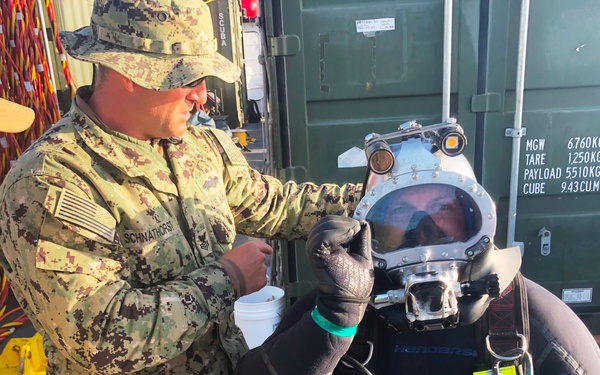 UCT-2 Conducts Surface Supplied Dive Training During PacBlitz19