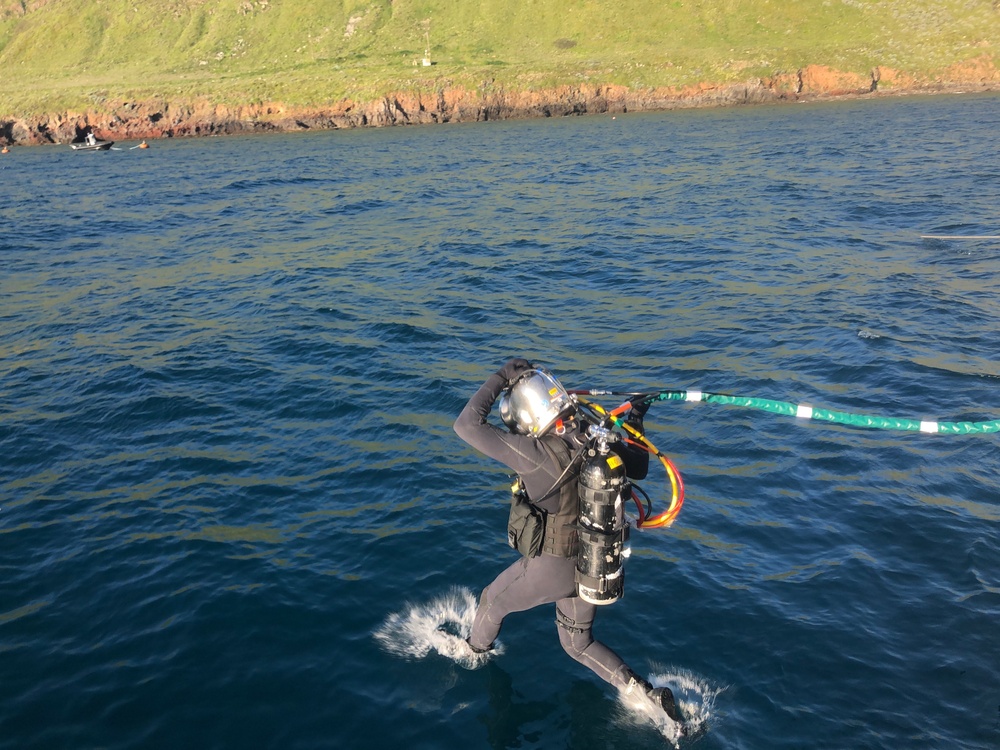 UCT-2 Conducts Surface Supplied Dive Training During PacBlitz19