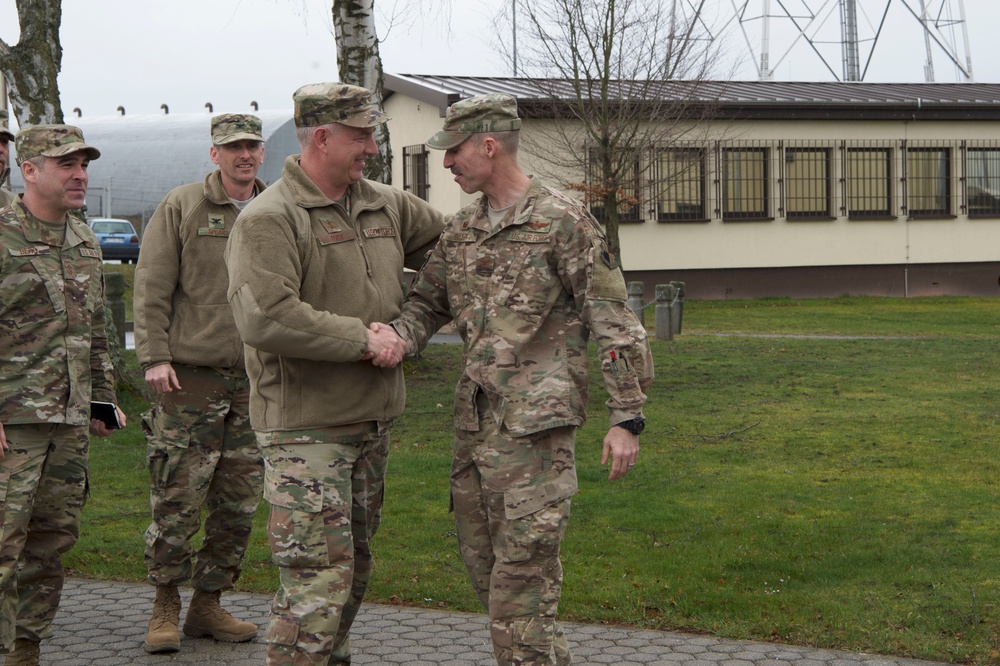 Maj. Gen. Gordy visits Saber Nation