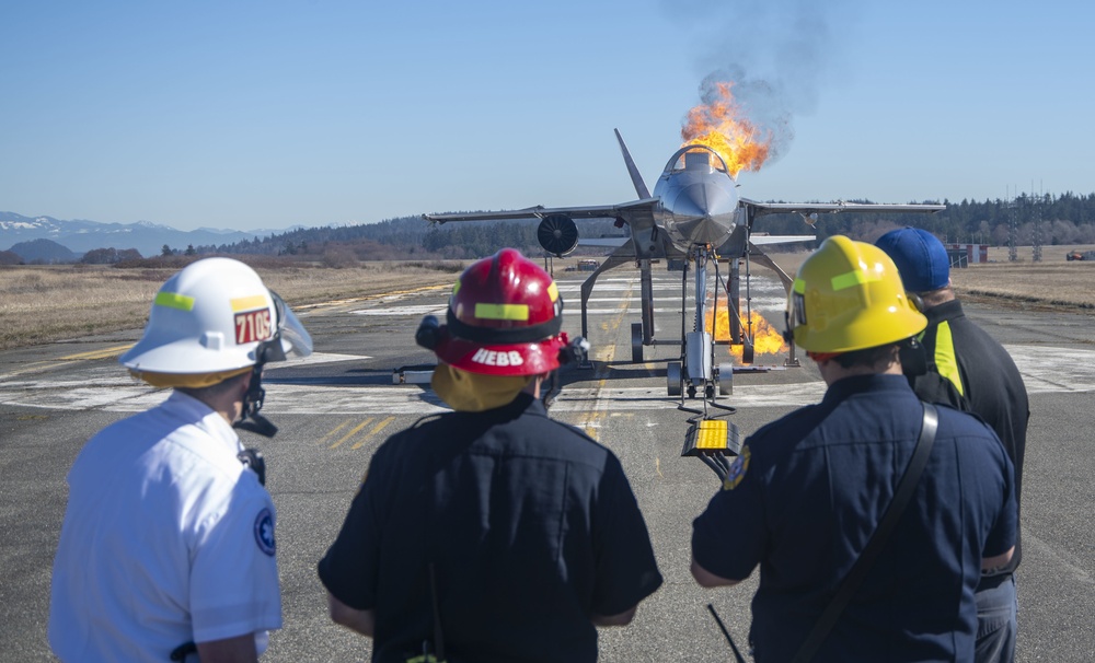 NASWI FES Battalion Three Conducts Training Exercise