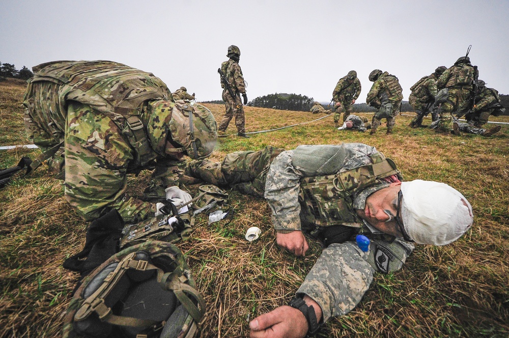 Sky Soldiers conduct medical training